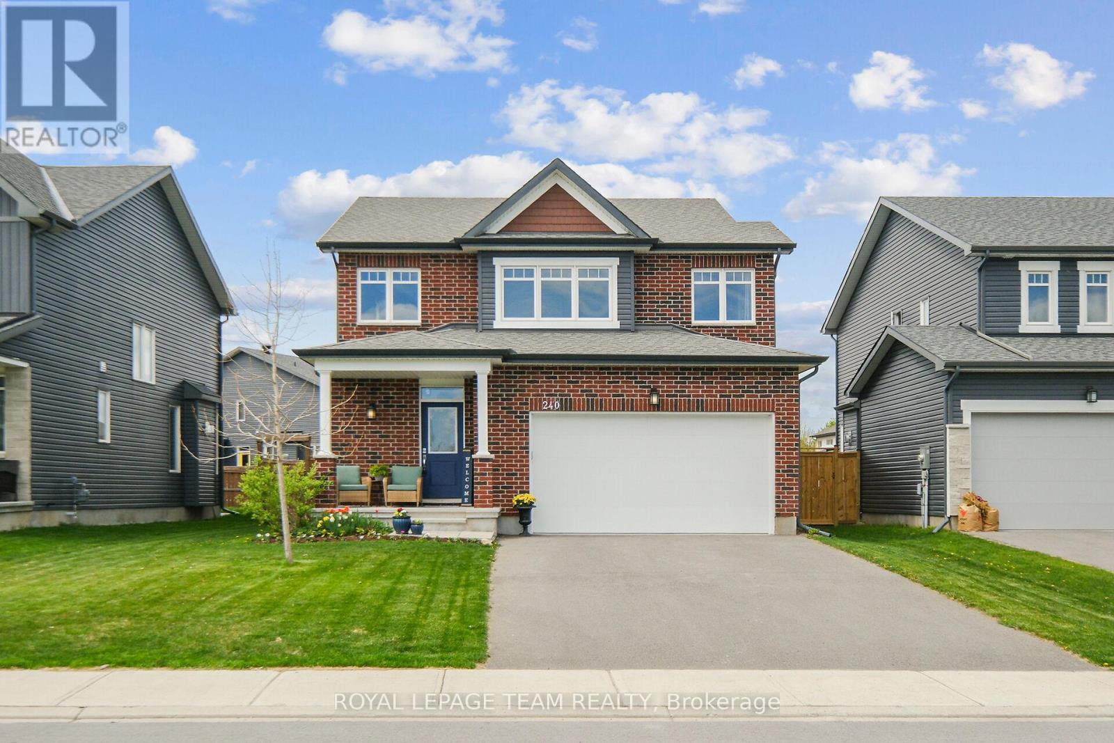 240 Boyd St, Carleton Place, ON K7C 0H3