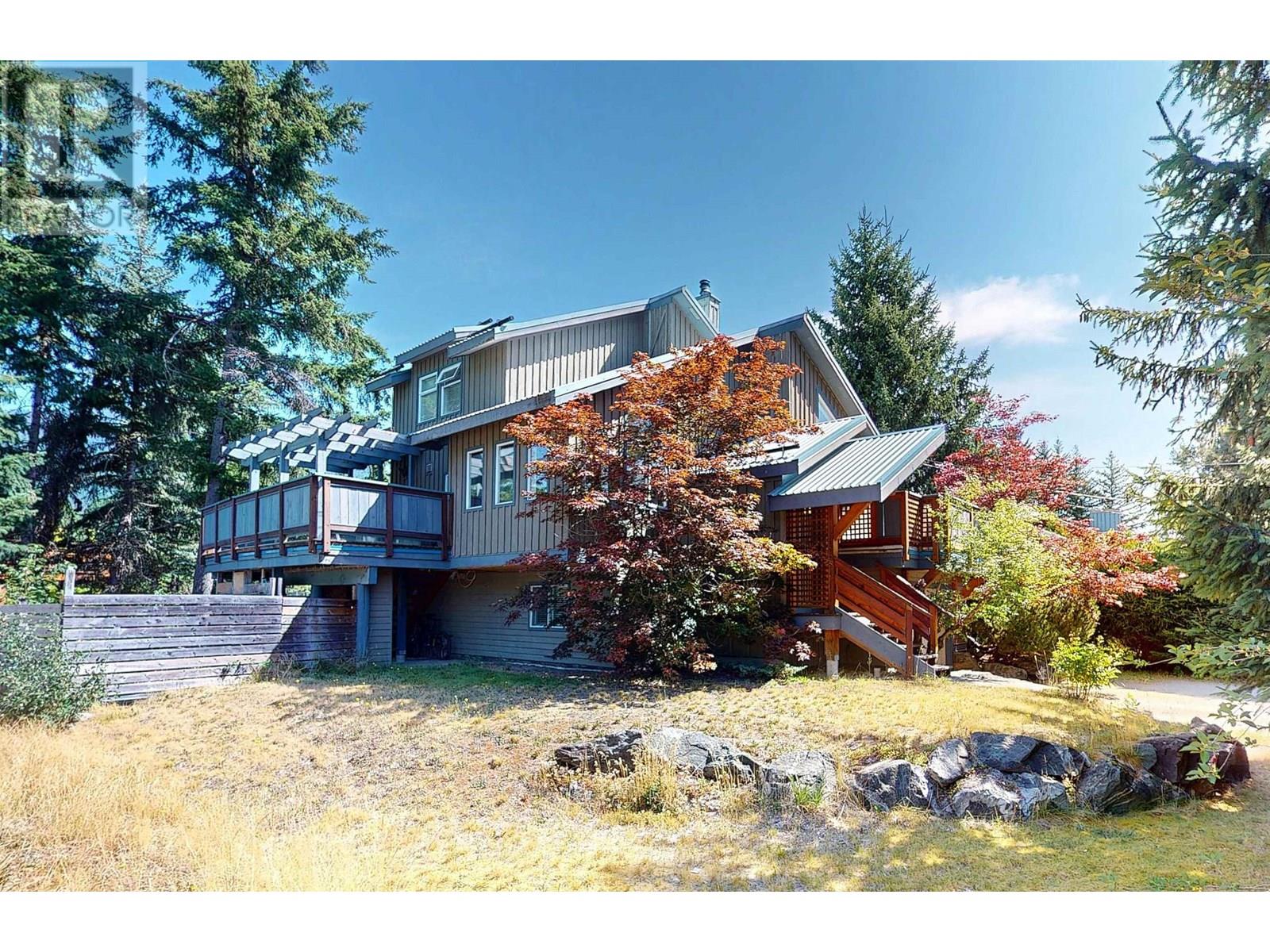 1479 Lupin St, Pemberton, BC V0N 2L0