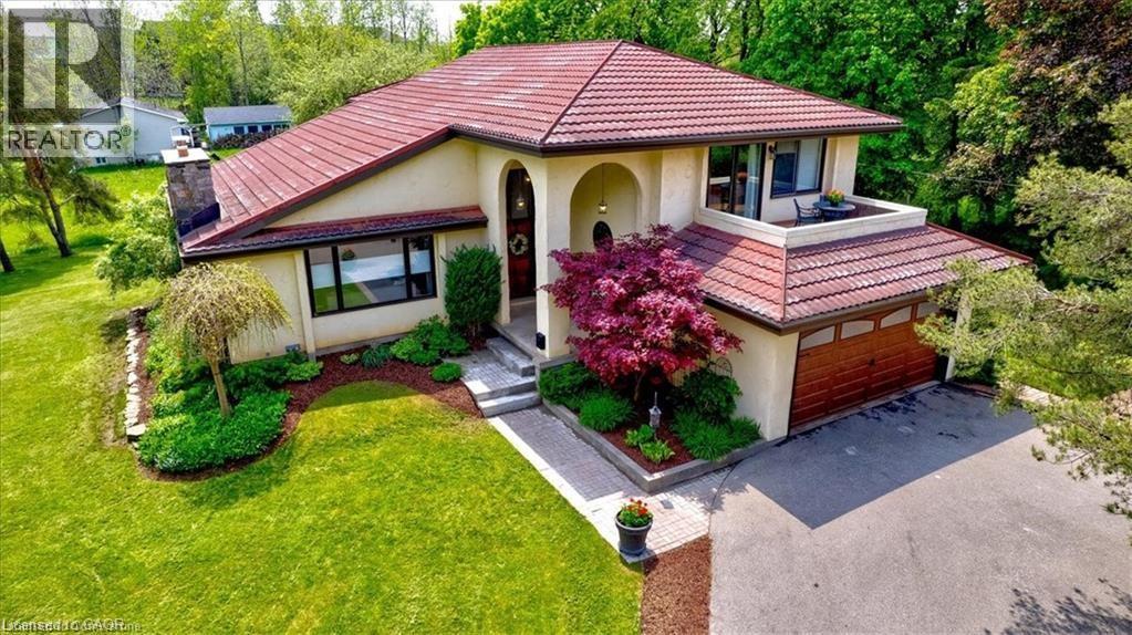 333 Woolwich St, Waterloo, ON N2K 2K8