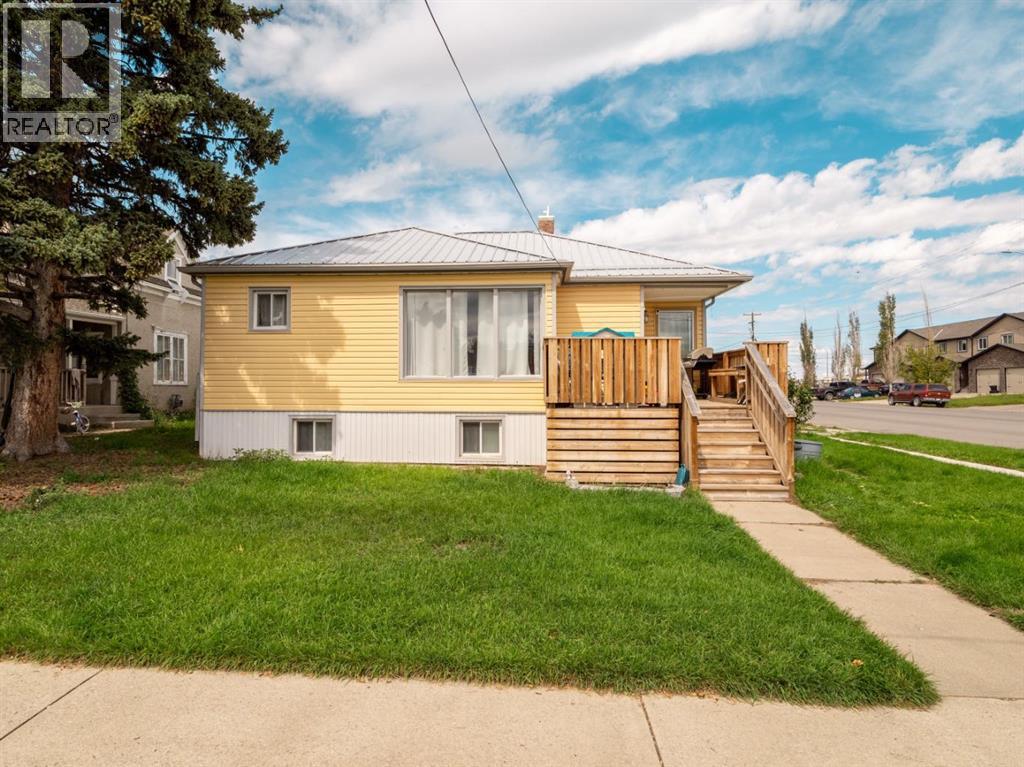 2 Avenue W Unit 305, Cardston, AB T0K 0K0