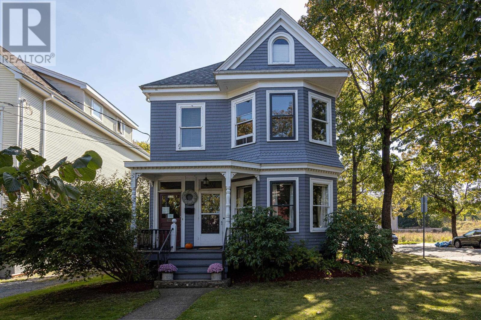 5554- 5556 Atlantic St, Halifax, NS B3H 1G4