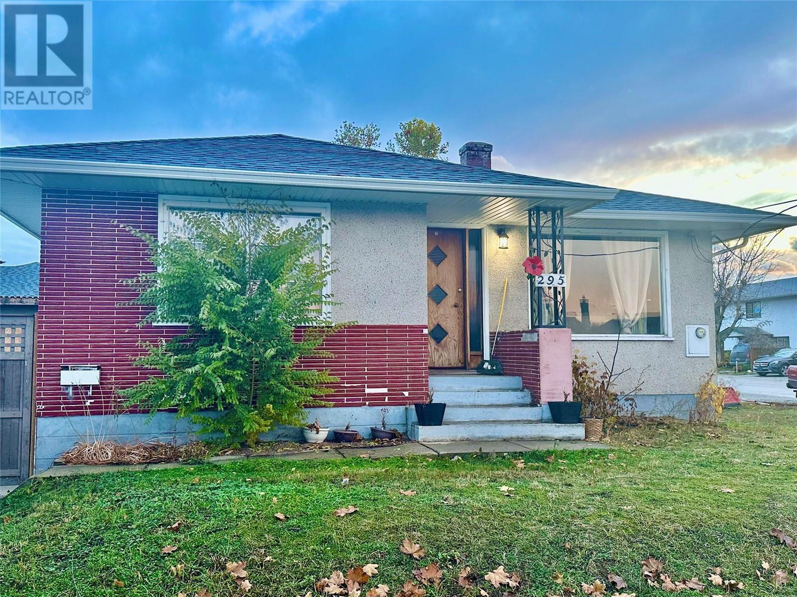295 Leathead Rd, Kelowna, BC V1X 2J1