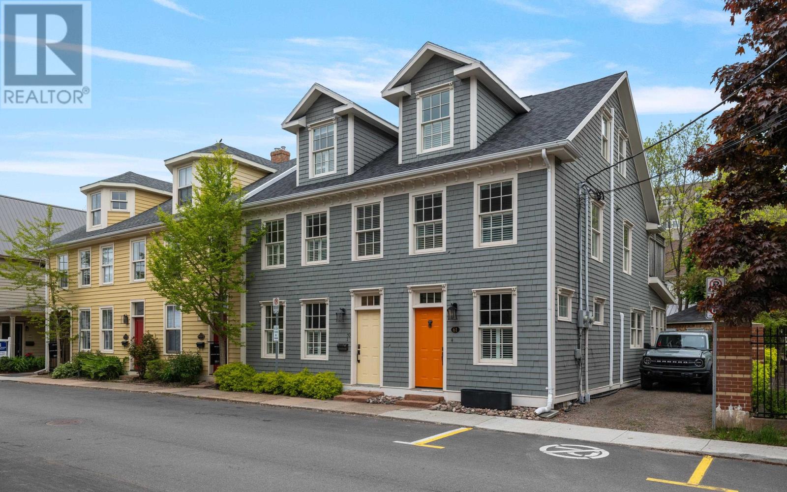 59 Dorchester St, Charlottetown, PE C1A 1C8