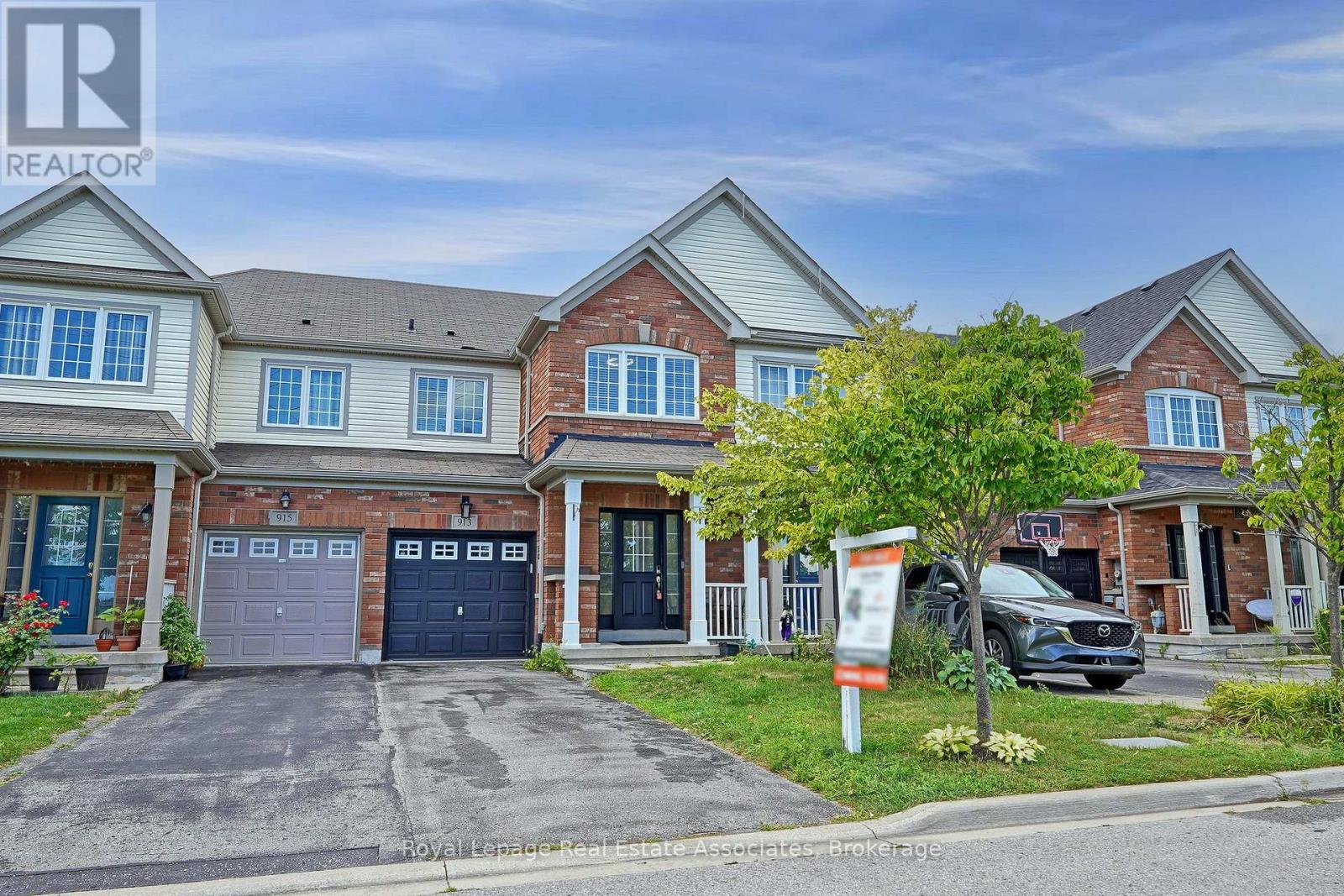 913 Fetchison Dr, Oshawa, ON L1K 0L3