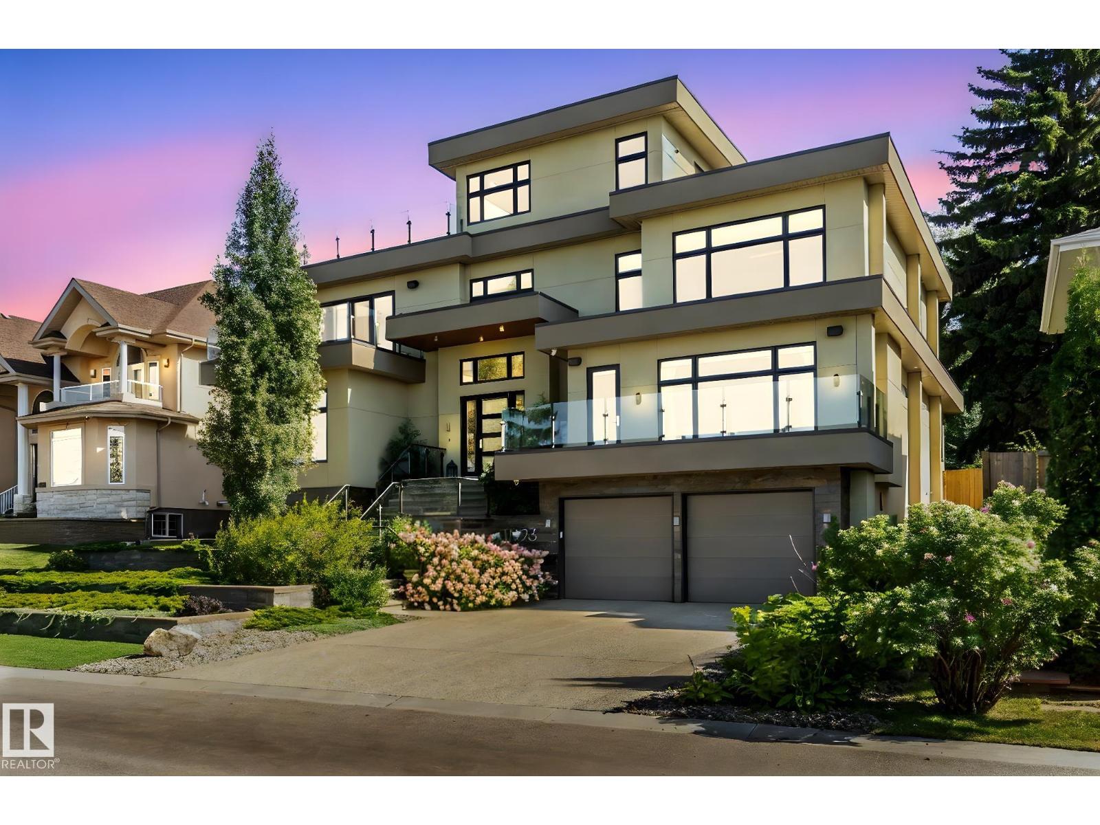 11823 Saskatchewan Dr NW, Edmonton, AB