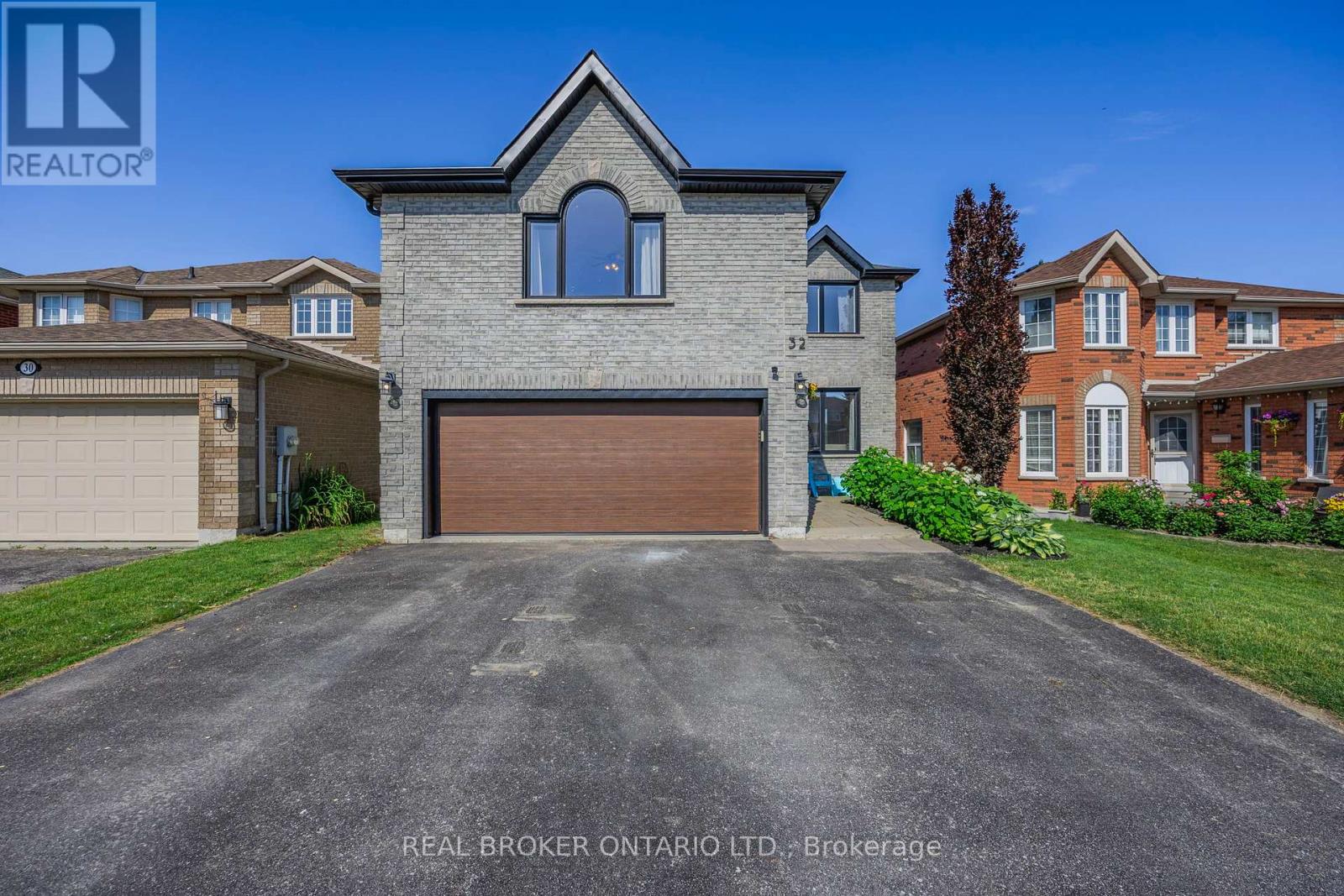 32 Black Willow Dr, Barrie, ON L4N 9M1
