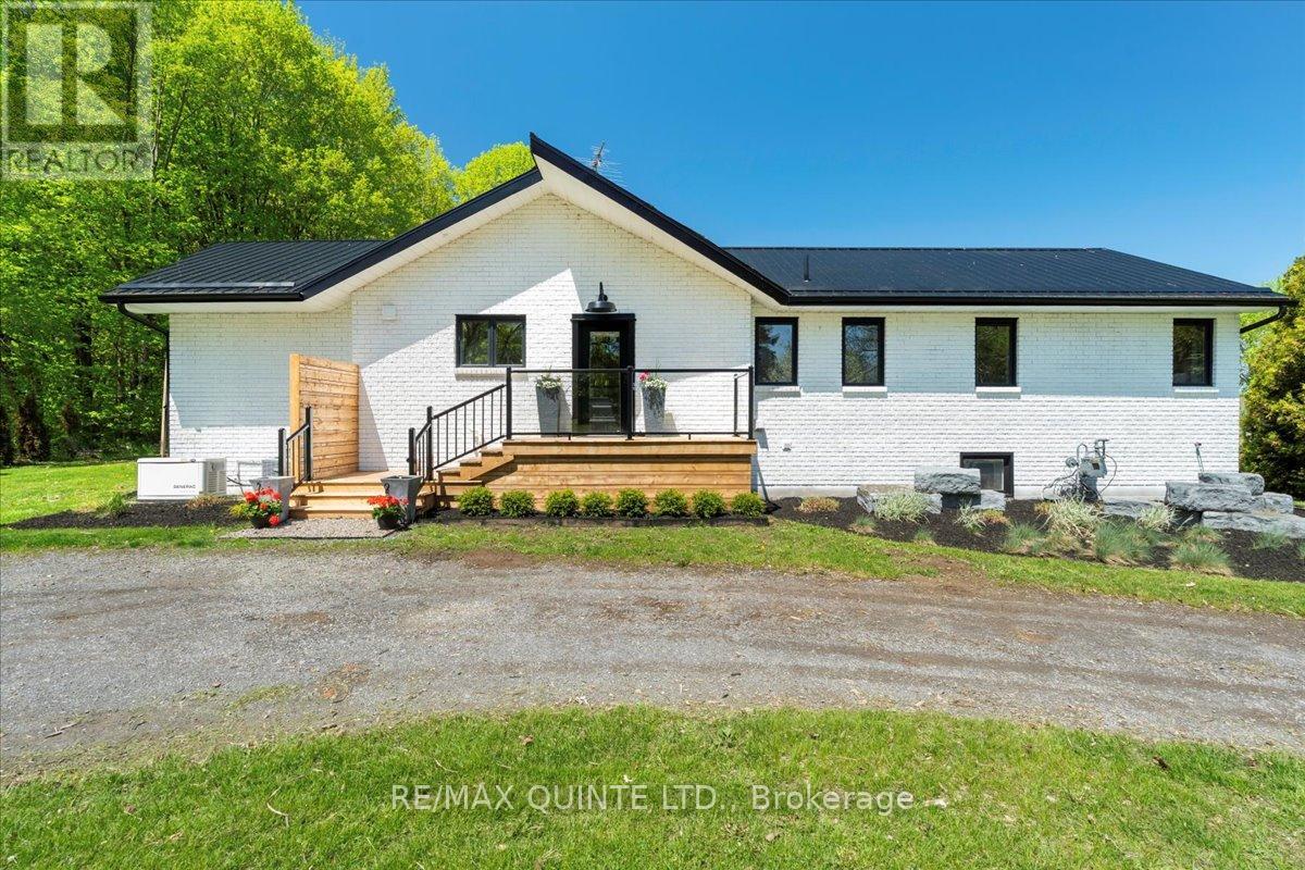 1406 County Road 12, Prince Edward County Hallowell Ward, ON K0K 2T0