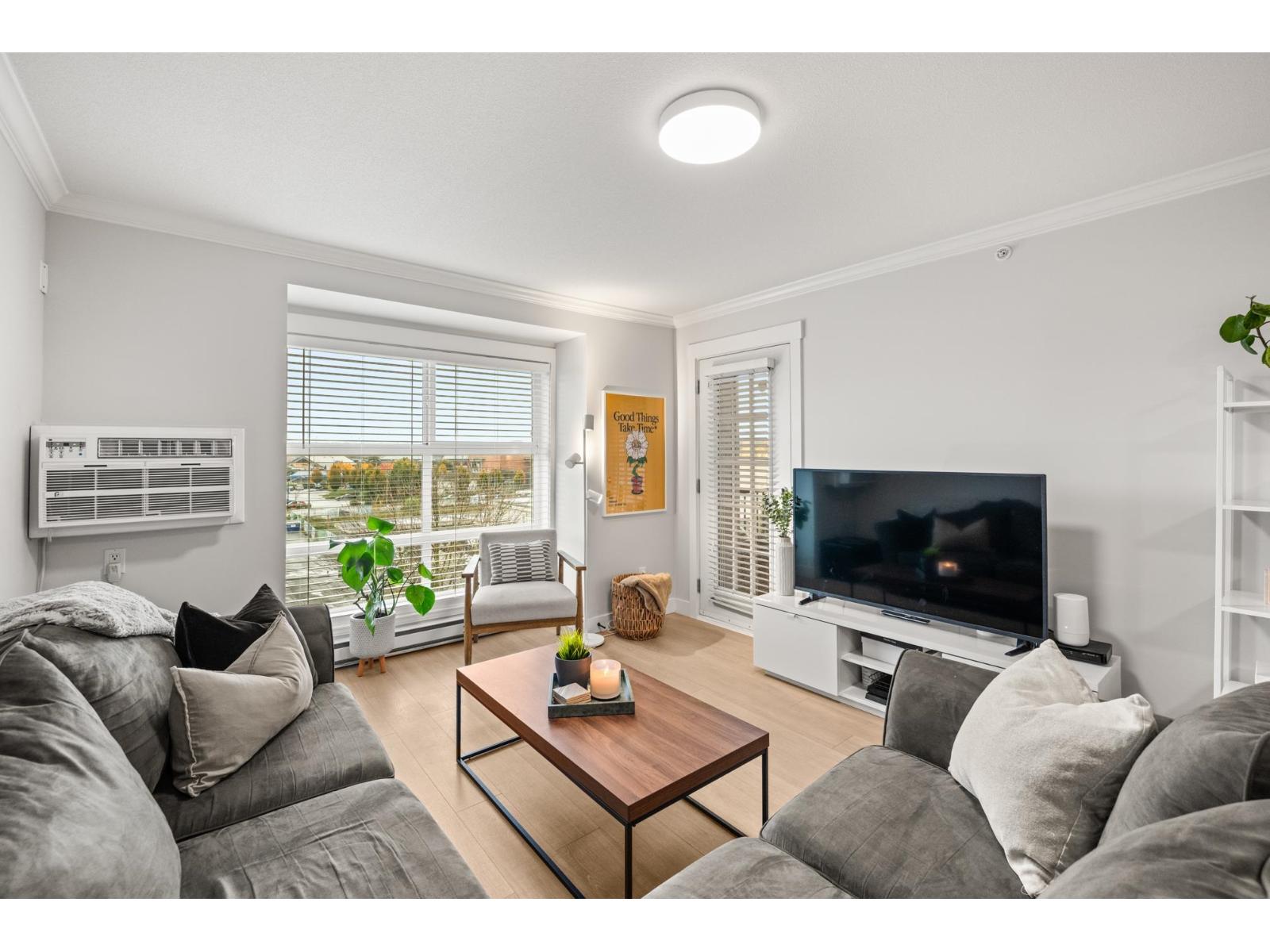 17769 57 Avenue Unit 423, Surrey, BC V3S 1H1