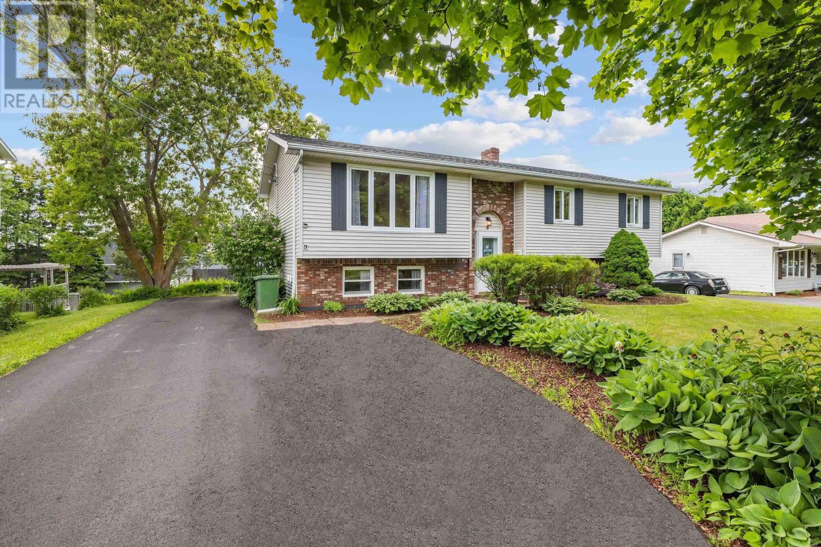 9 Darrach St, Charlottetown, PE C1C 1E2