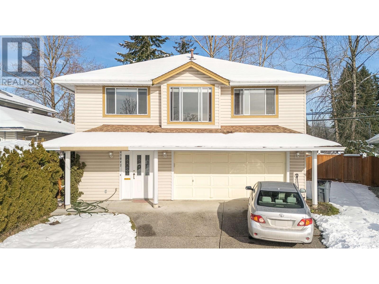 23027 Olund Cres, Maple Ridge, BC V2X 0E8