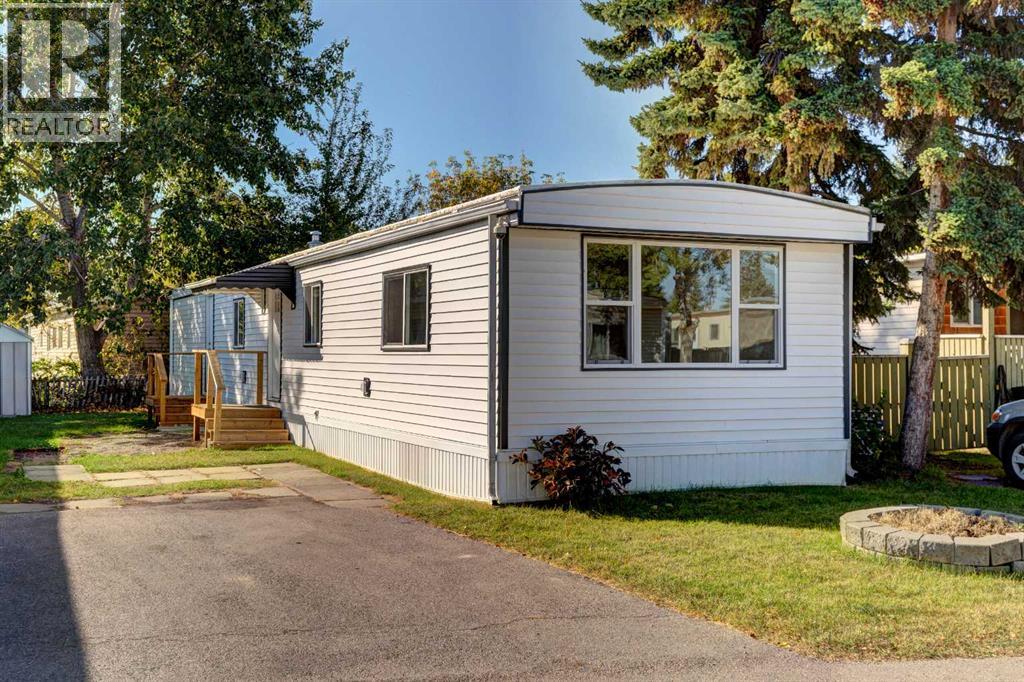6724 17 Avenue Se Unit 142, Calgary, AB T2A 0W5