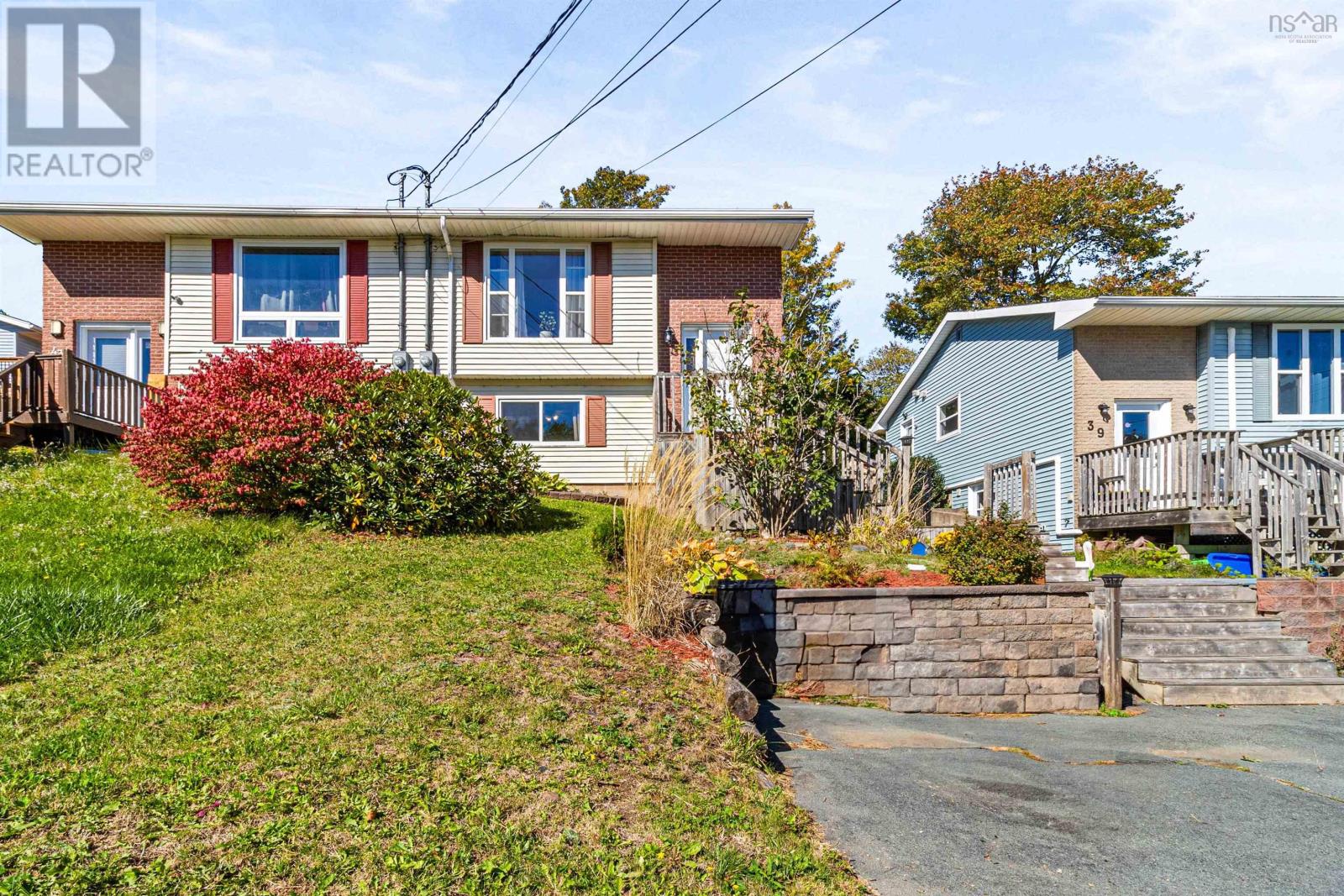 41 Sunnyvale Ct, Lower Sackville, NS B4E 2T2