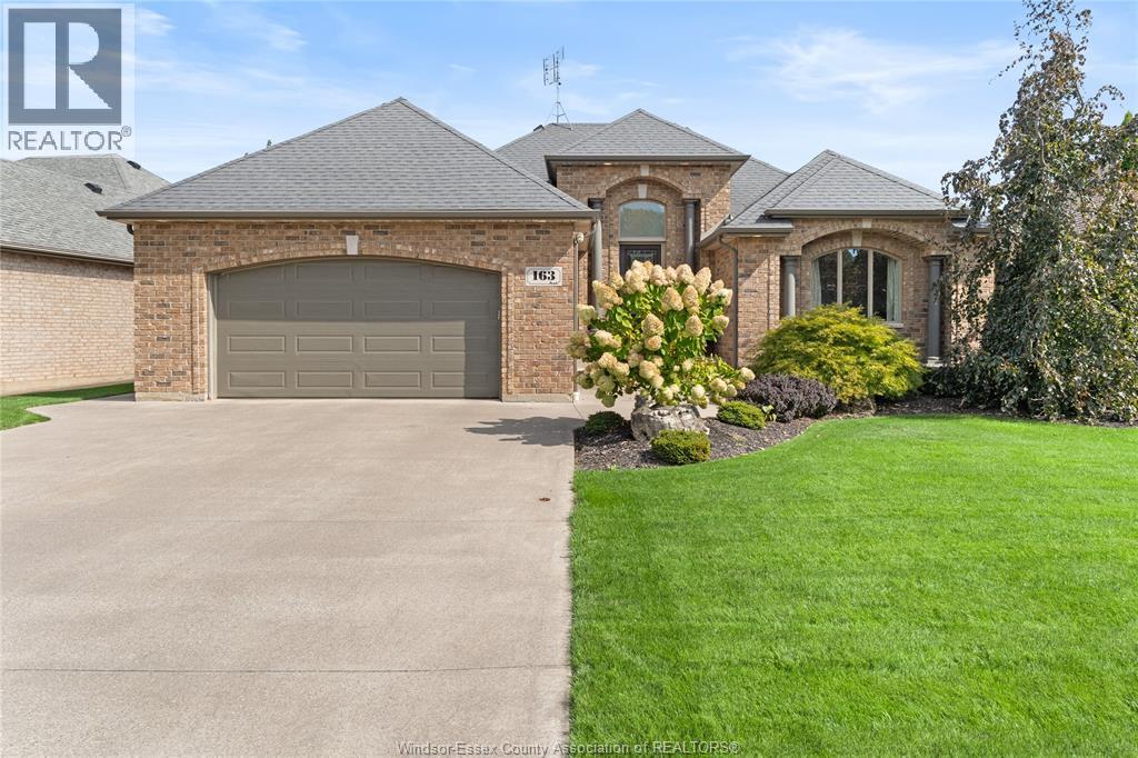 163 Woodycrest, Kingsville, ON N9Y 0A1