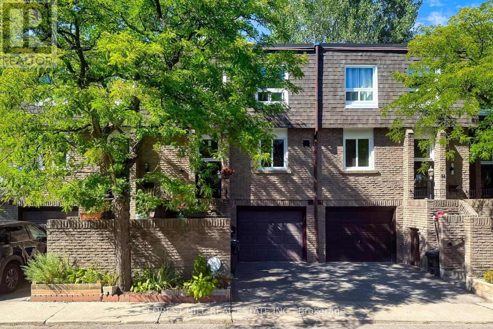 12 1 Davisbrook Blvd, Toronto, ON M1T 2H6
