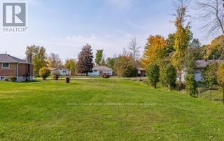 26 Virginia Blvd, Georgina, ON L0E 1R0