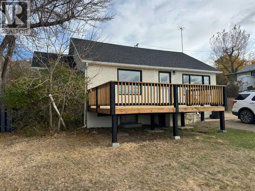 103 Street Unit 10703, Peace River, AB T8S 1K3