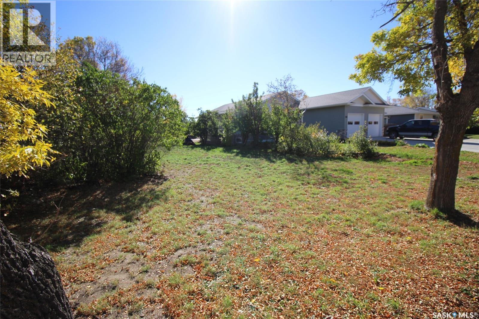 370 3 Avenue West, Shaunavon, SK S0N 2M0