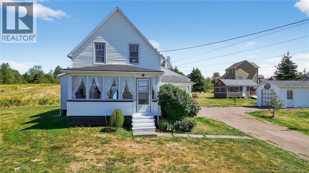 334 Dover Rd, Dieppe, NB E1A 7L6