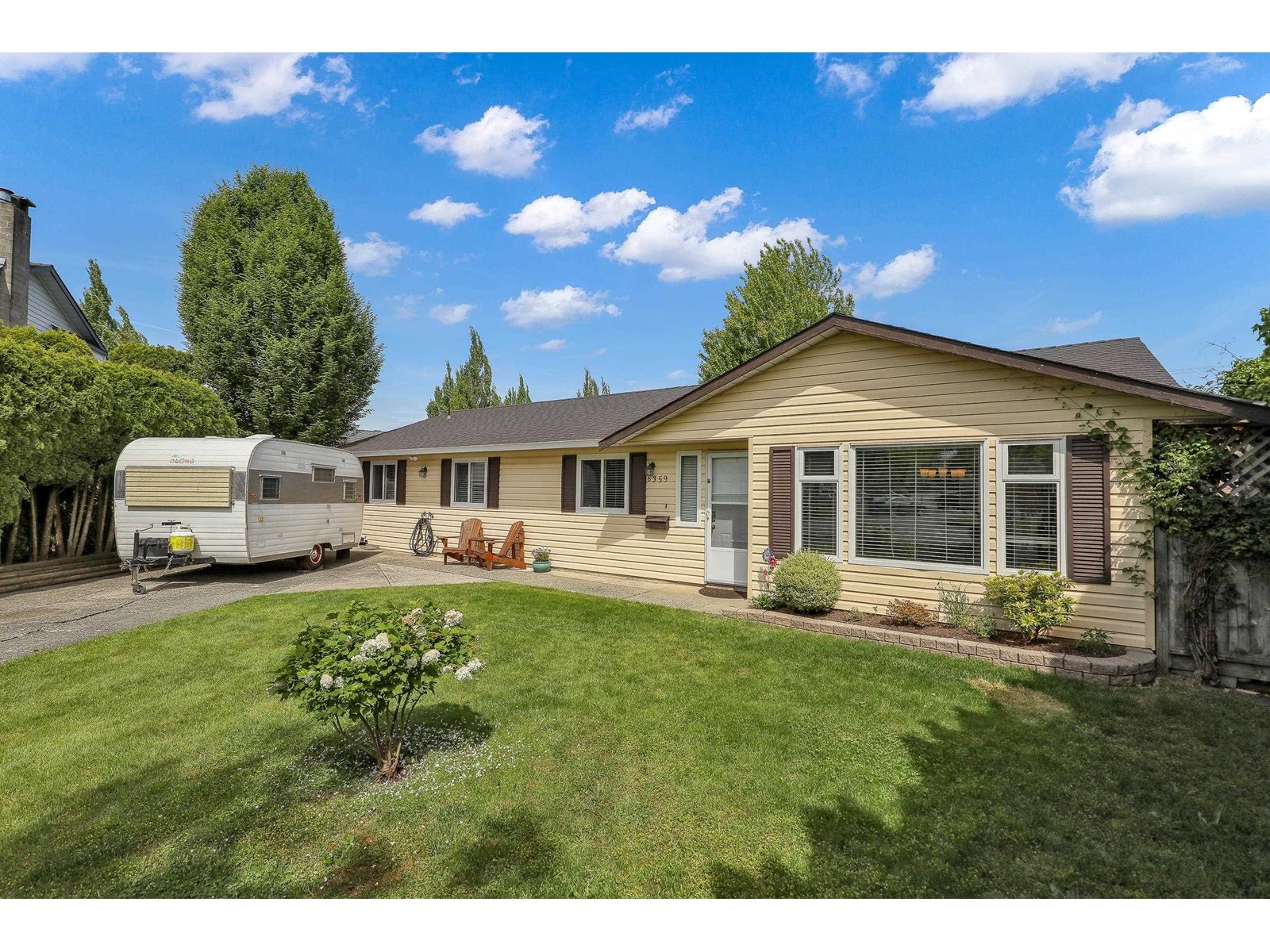 172 Street Unit 6359 #a, Surrey, BC V3S 6V4