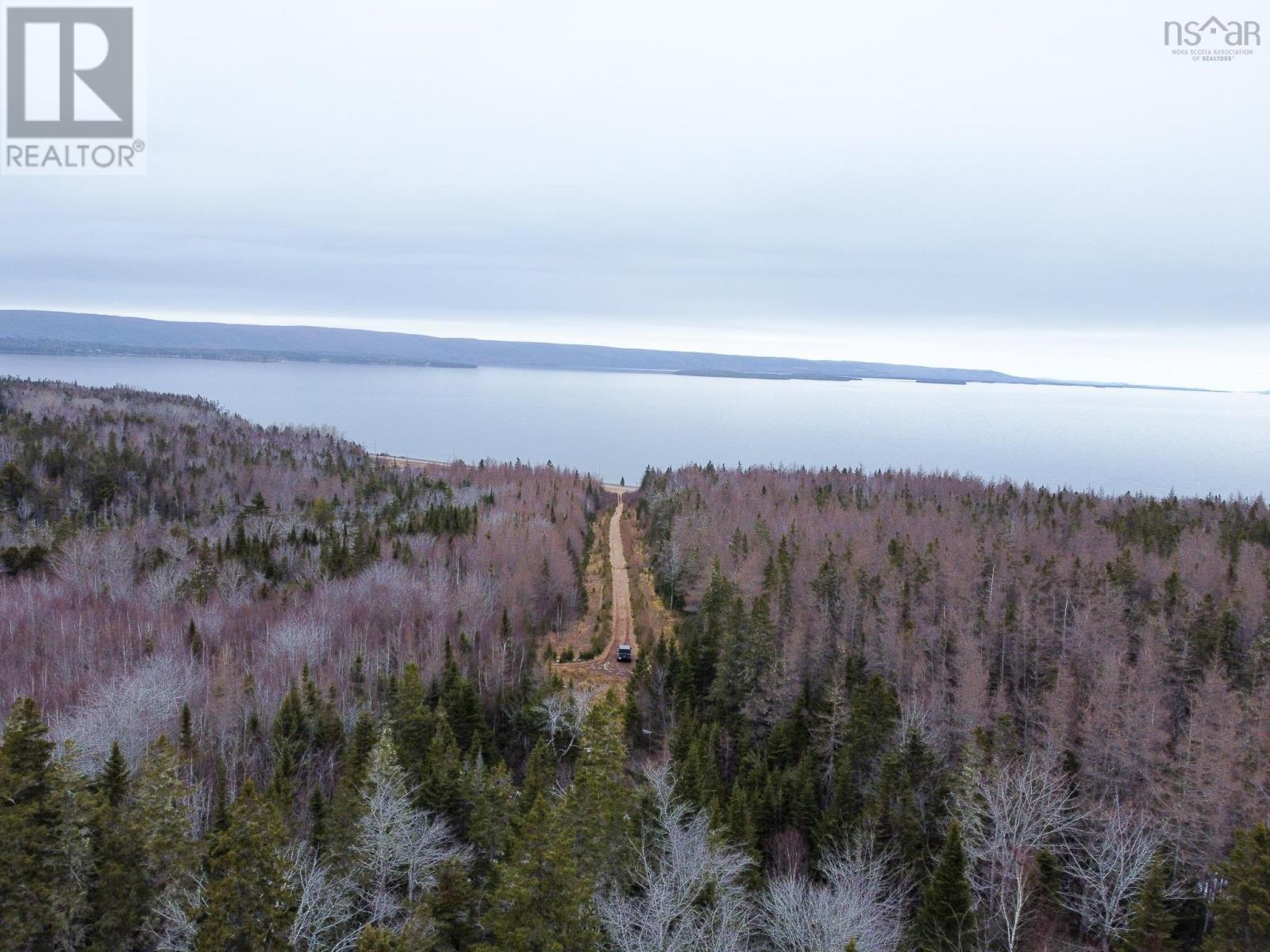 West Bay Highway, Dundee, NS B0E 3K0