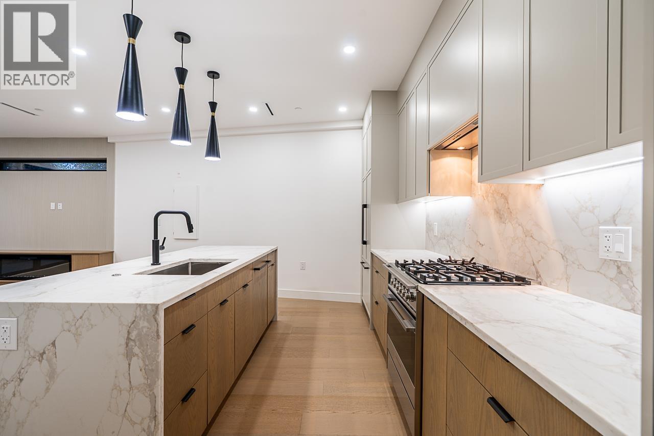 2282 E 8th Avenue Unit 1, Vancouver, BC V5N 1V5