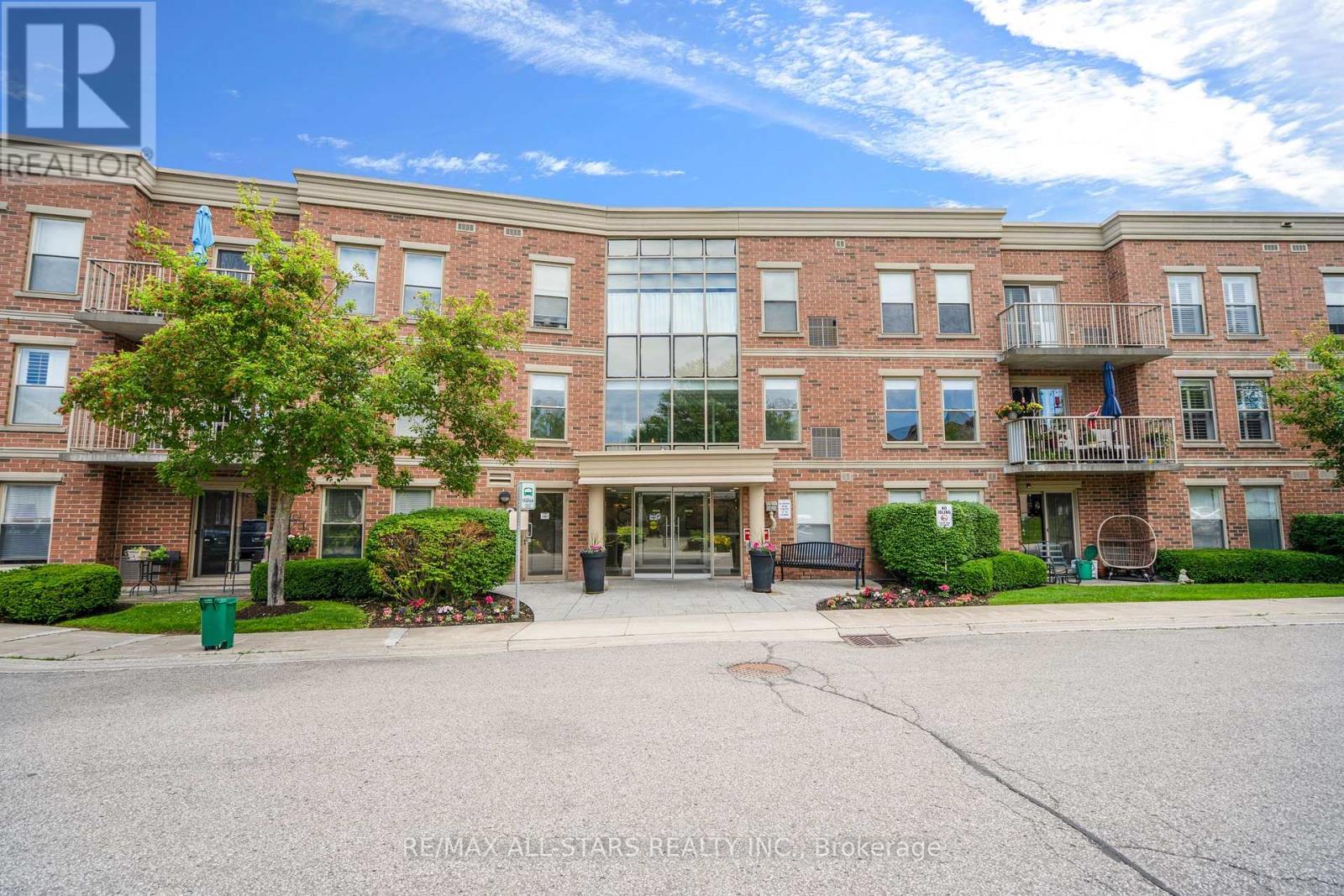 210 22 James Hill Ct, Uxbridge, ON L9P 1Y6