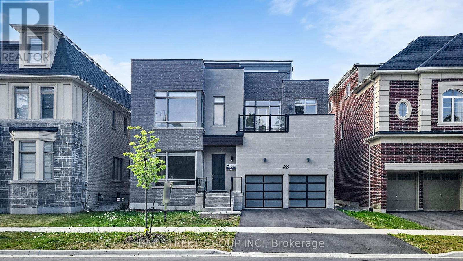 165 Hillsview Dr, Richmond Hill, ON L4C 2R4