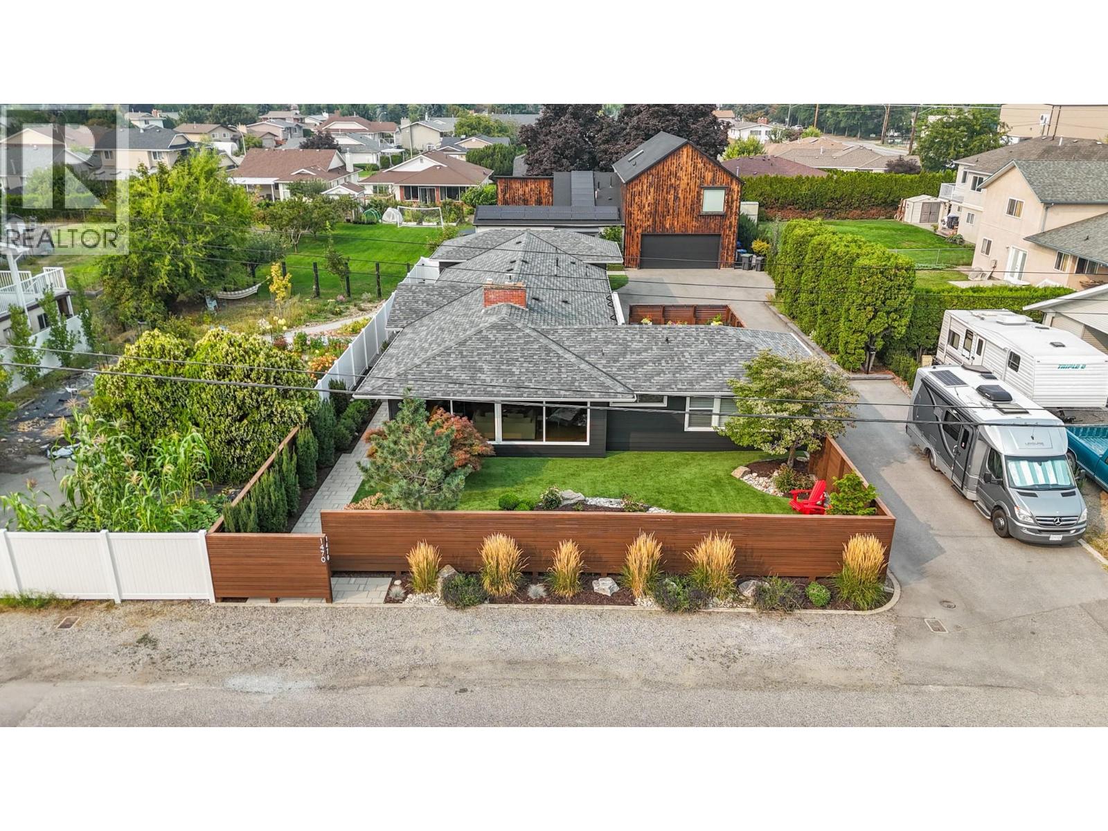 1470 Guisachan Pl, Kelowna, BC V1Y 7X7