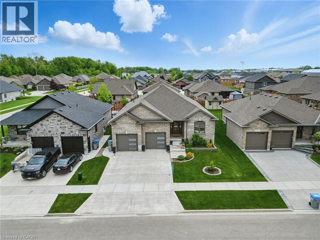 107 Forbes Cres, North Perth, ON N4W 0B4