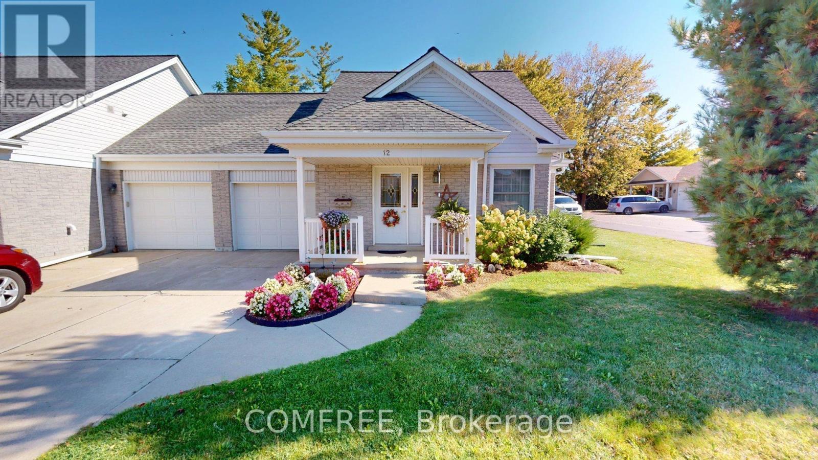 12 12 Pond View Dr, Wellesley, ON N0B 2T0