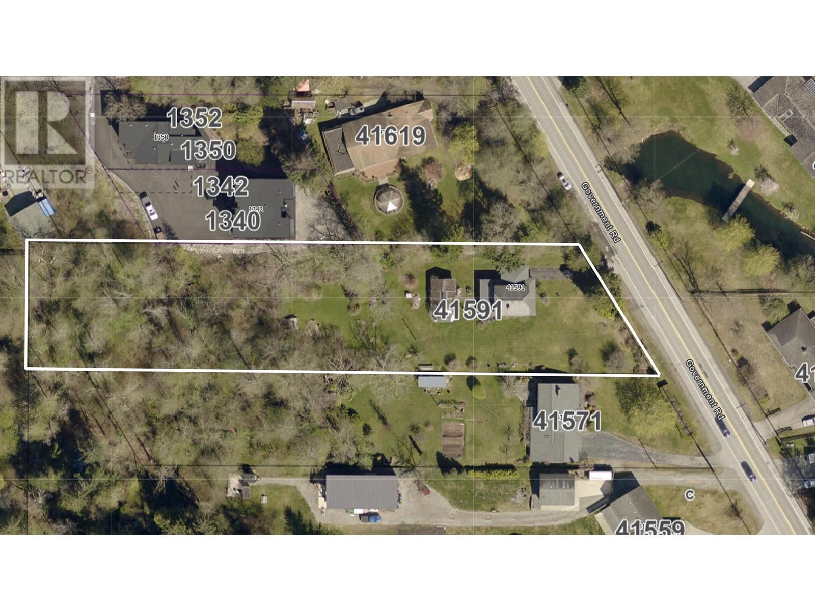 41591 Government Rd, Squamish, BC V0N 1H0