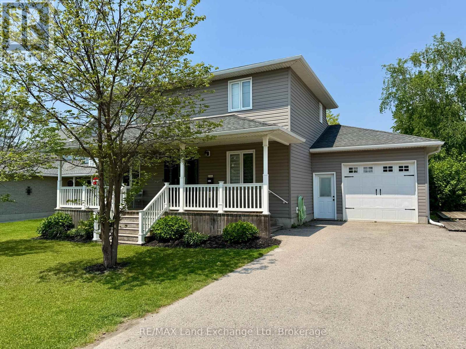 91 Park St, Goderich, ON N7A 1K9