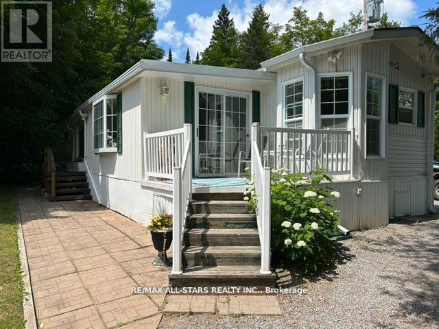 1802 County Rd 121 #312, Kawartha Lakes, ON K0M 1N0