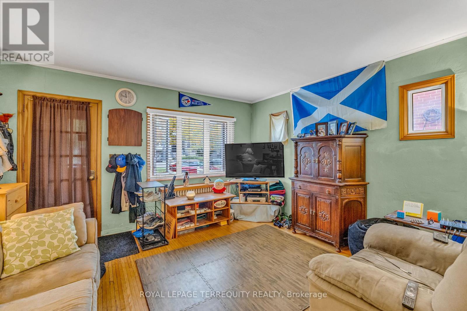 51 Claxton Blvd, Toronto Humewood-cedarvale, ON M6C 1L9