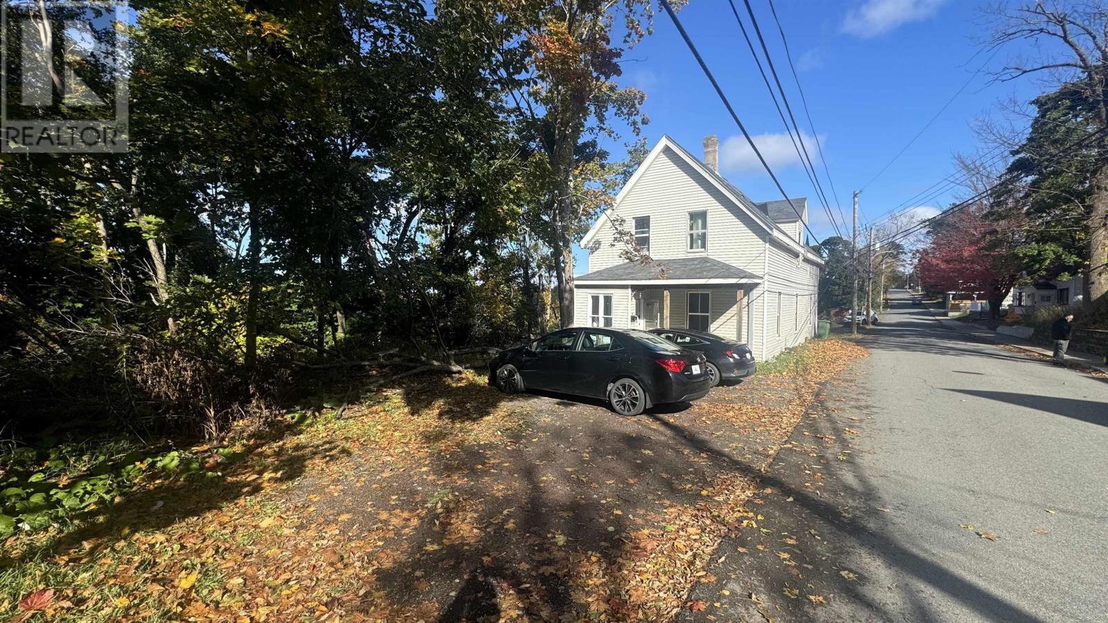 264 High St, New Glasgow, NS B2H 2P1