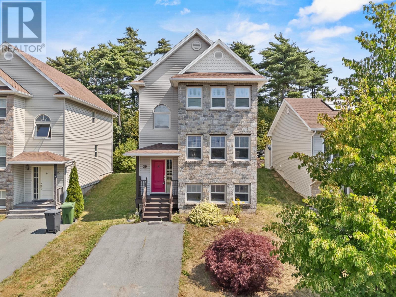 29 Promise Grv, Dartmouth, NS B3A 0B5