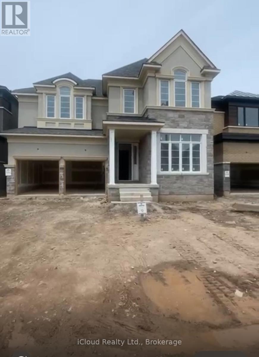 53 N Park Blvd, Oakville, ON L6M 0W8