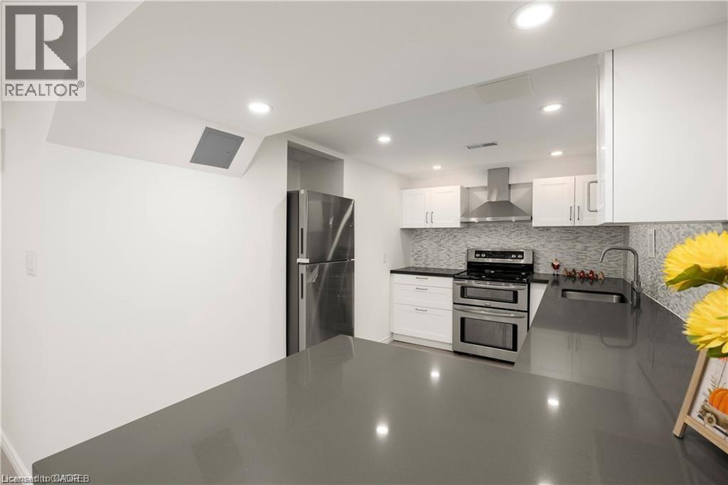 60 Champlain Avenue Unit Main Floor, Hamilton, ON L8G 2H7