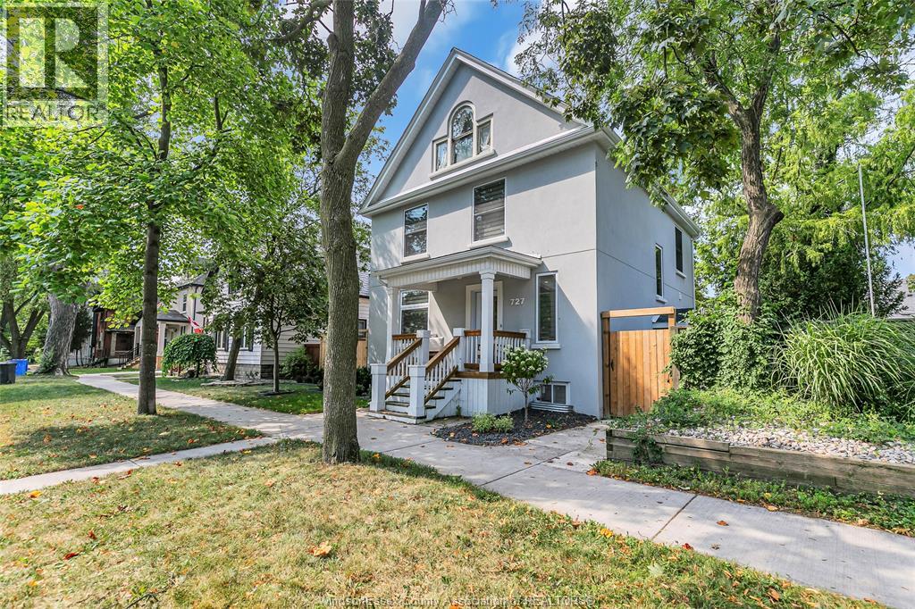 727 Argyle Rd, Windsor, ON N8Y 3J8