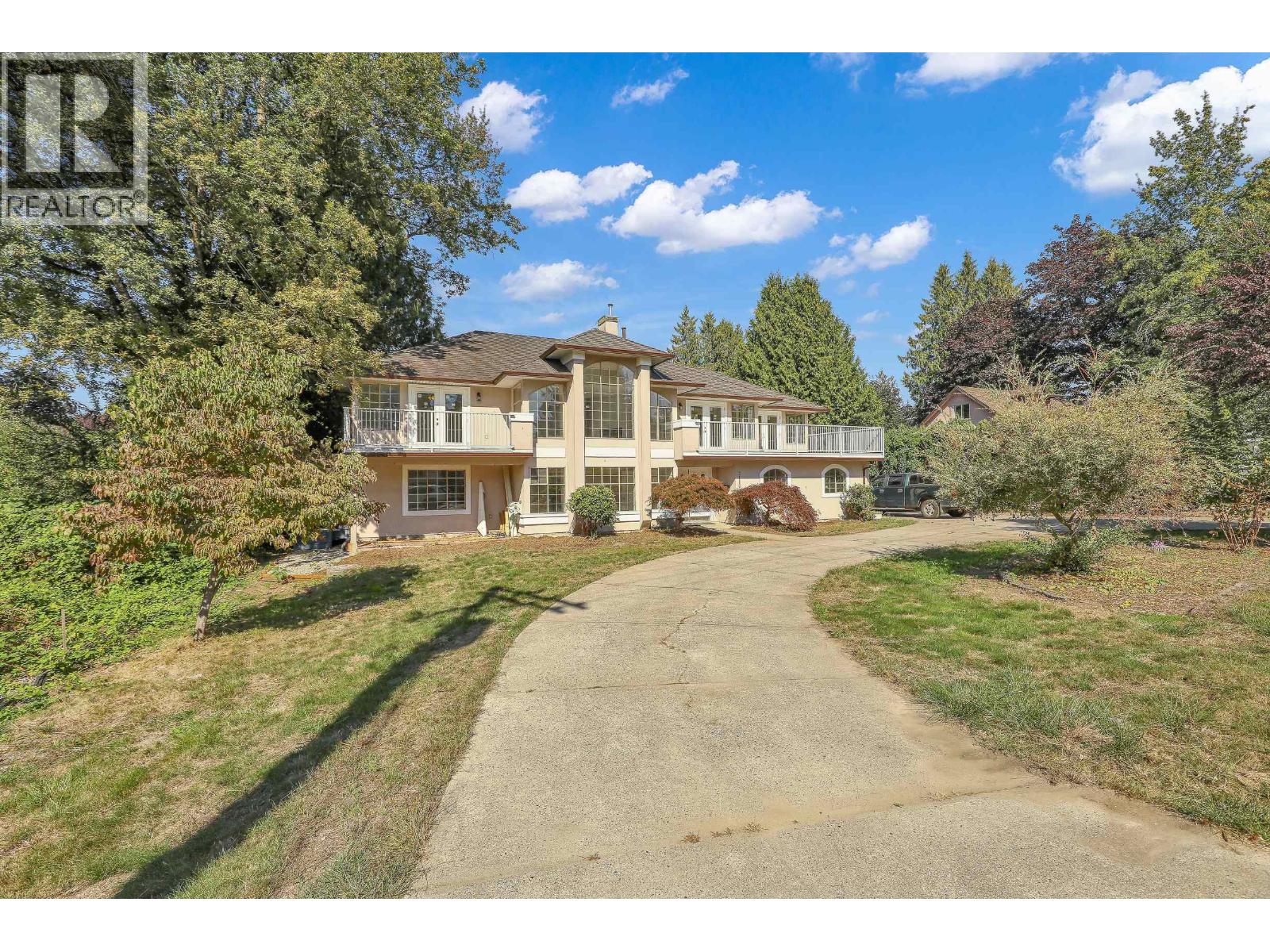 21105 River Rd, Maple Ridge, BC V2X 2A1
