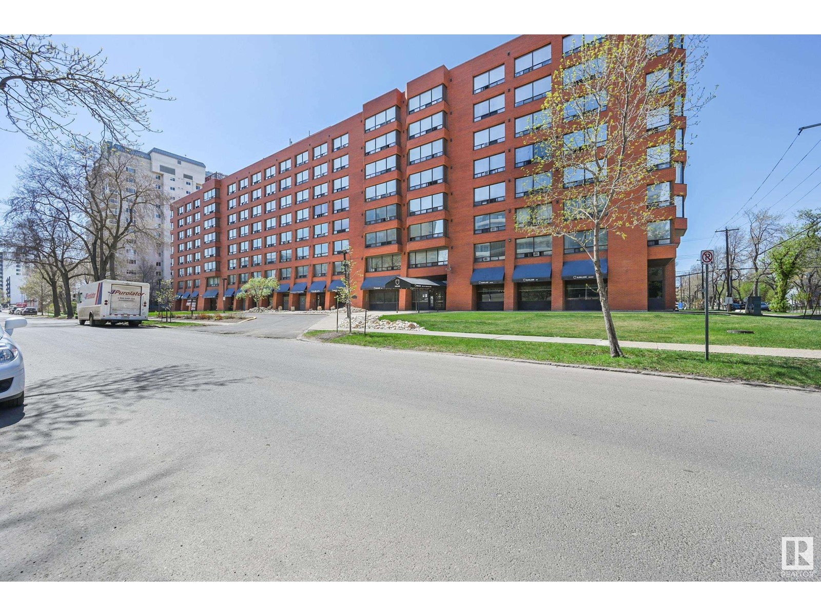 10160 114 Street Northwest #723, Edmonton, AB T5K 2L2