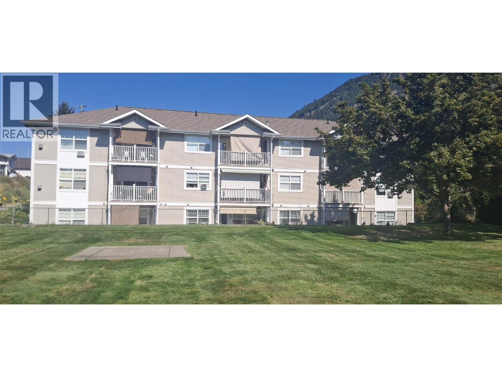 743 Okanagan Avenue Unit 301, Chase, BC V0E 1M0