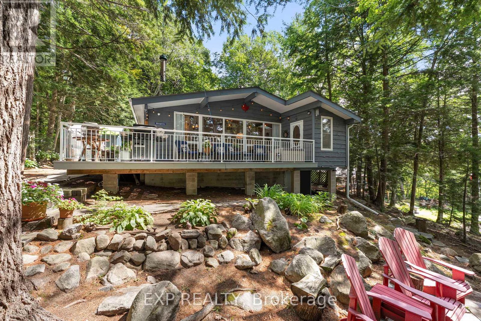 1 1105 Butterfly Rd, Muskoka Lakes, ON P0B 1J0