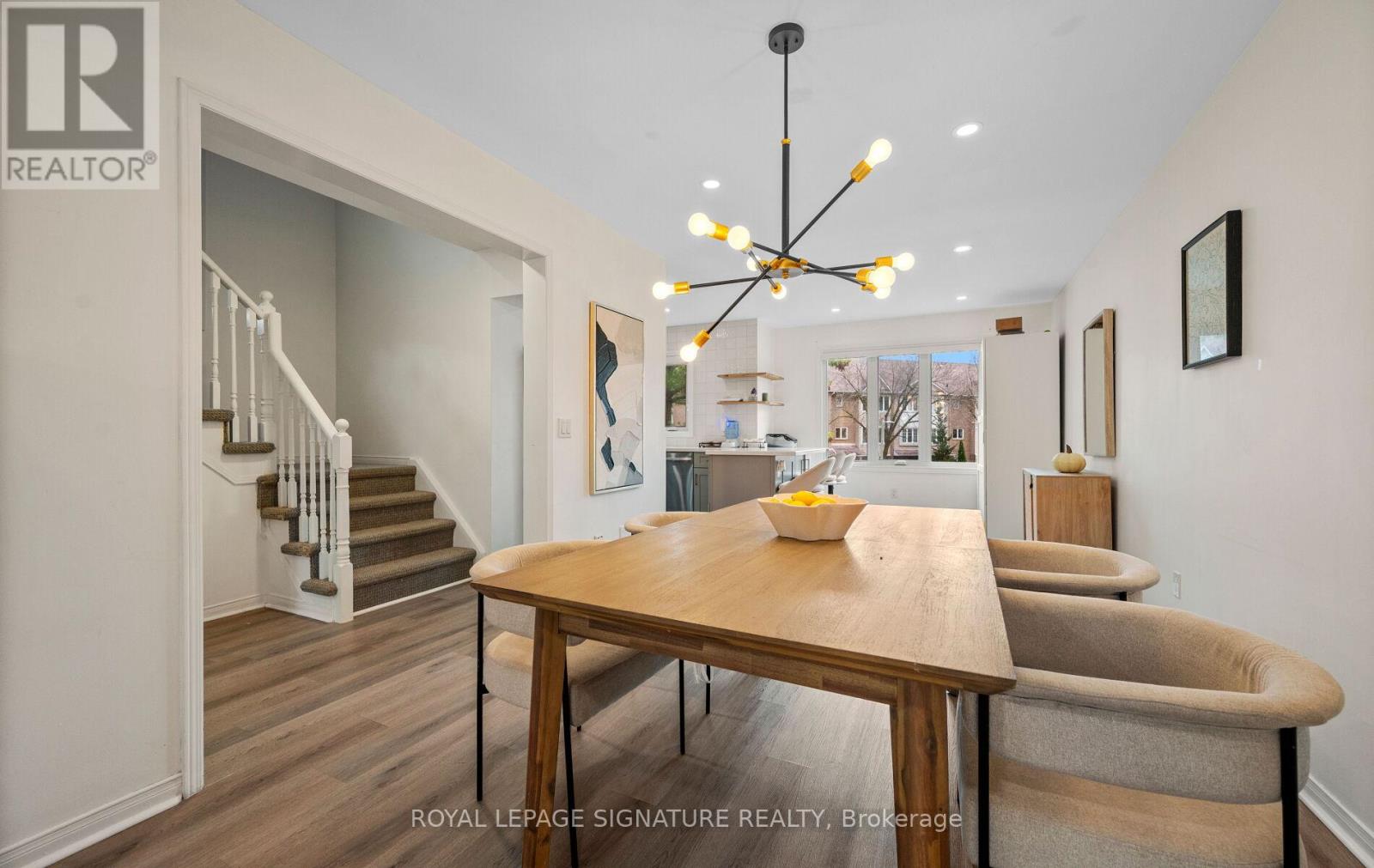 2320 Strawfield Ct, Oakville, ON L6H 6C2