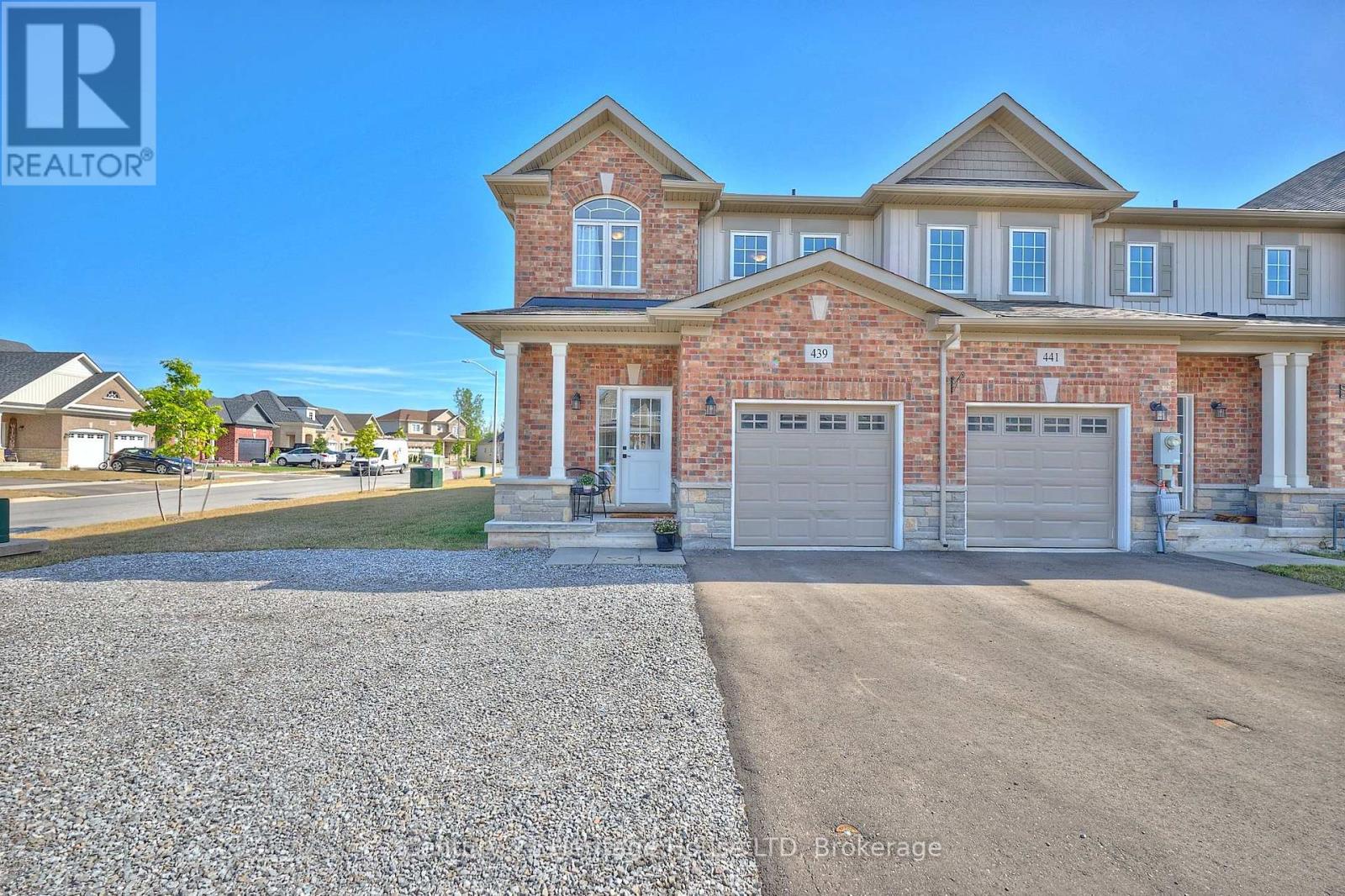 439 Viking St, Fort Erie, ON L2A 0E8