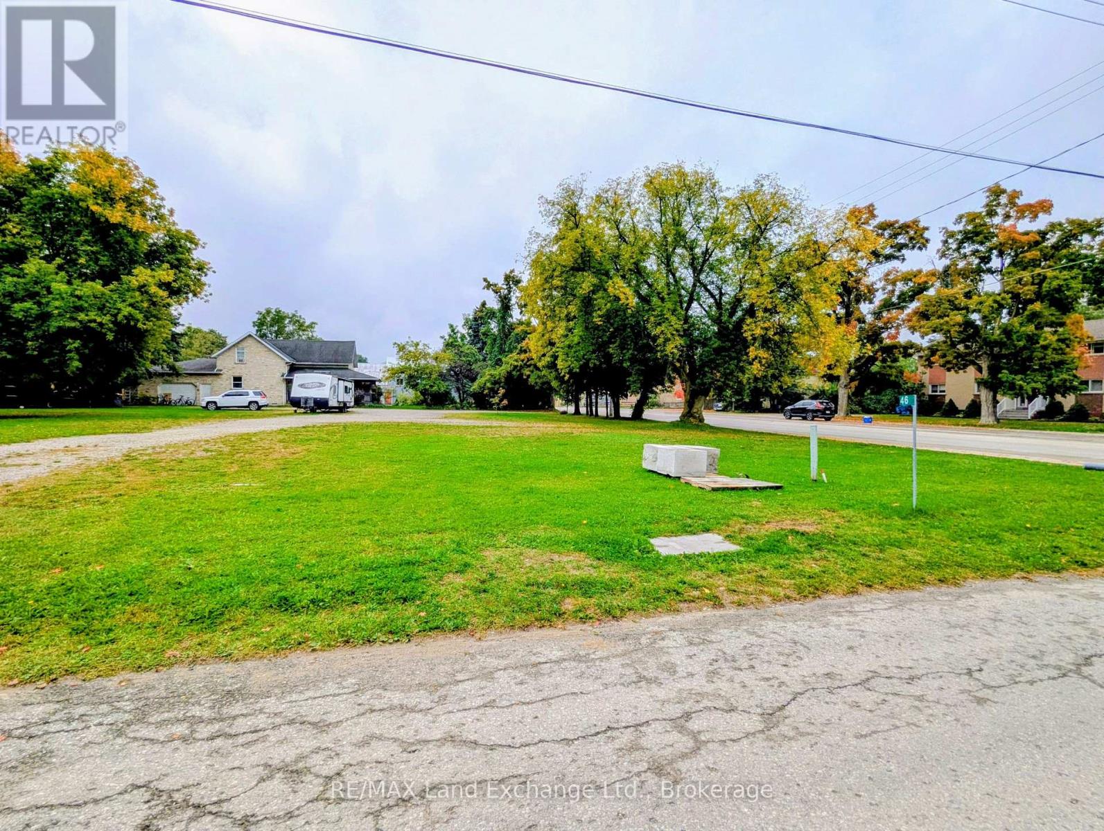 46 Ross St, Kincardine, ON N0G 2T0