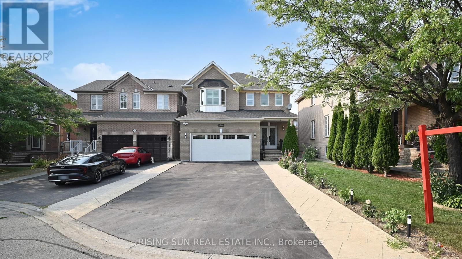 15 Mario St, Brampton, ON L6P 1N1