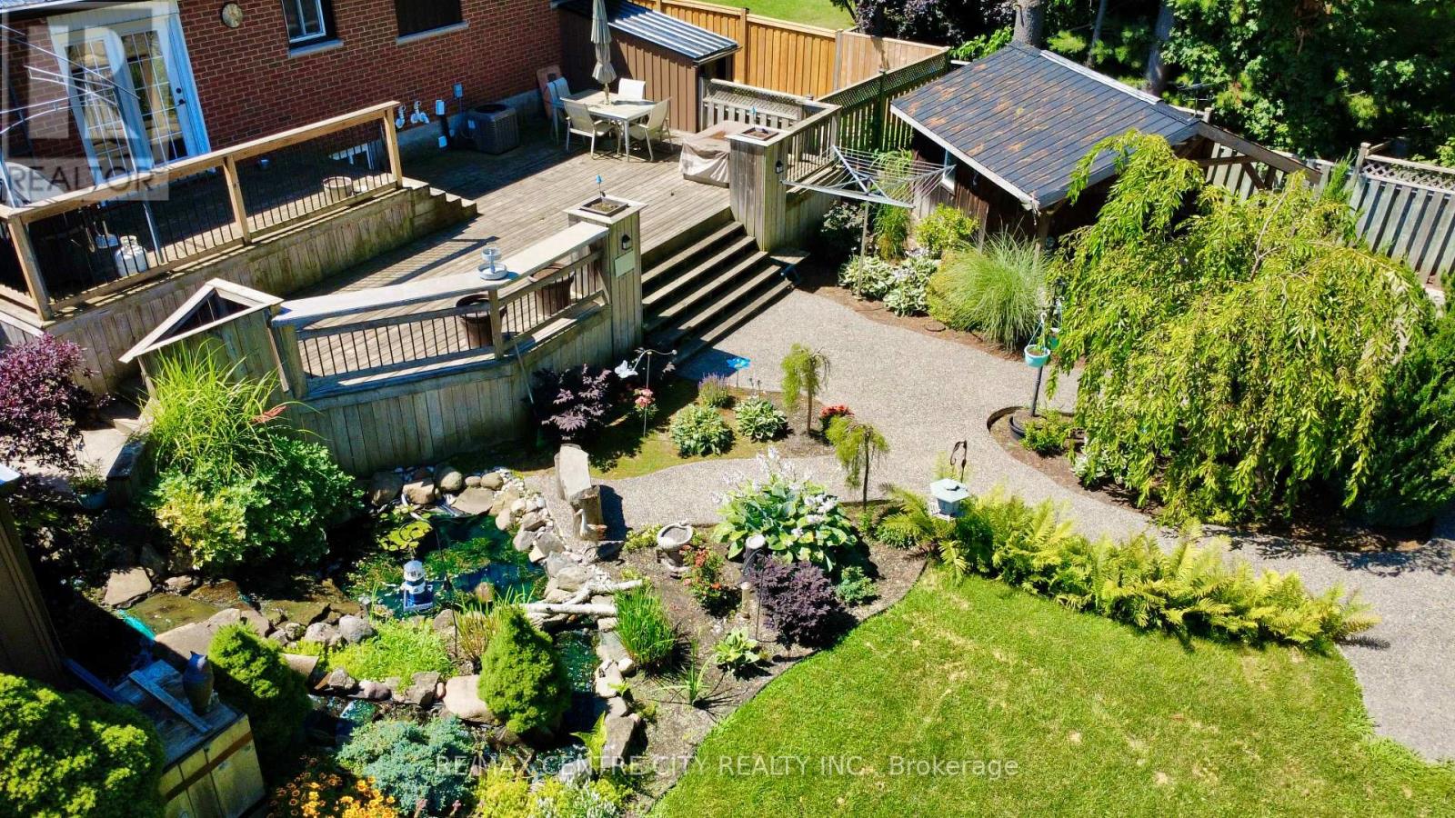 22 Charles St, Thames Centre, ON N0L 1G2