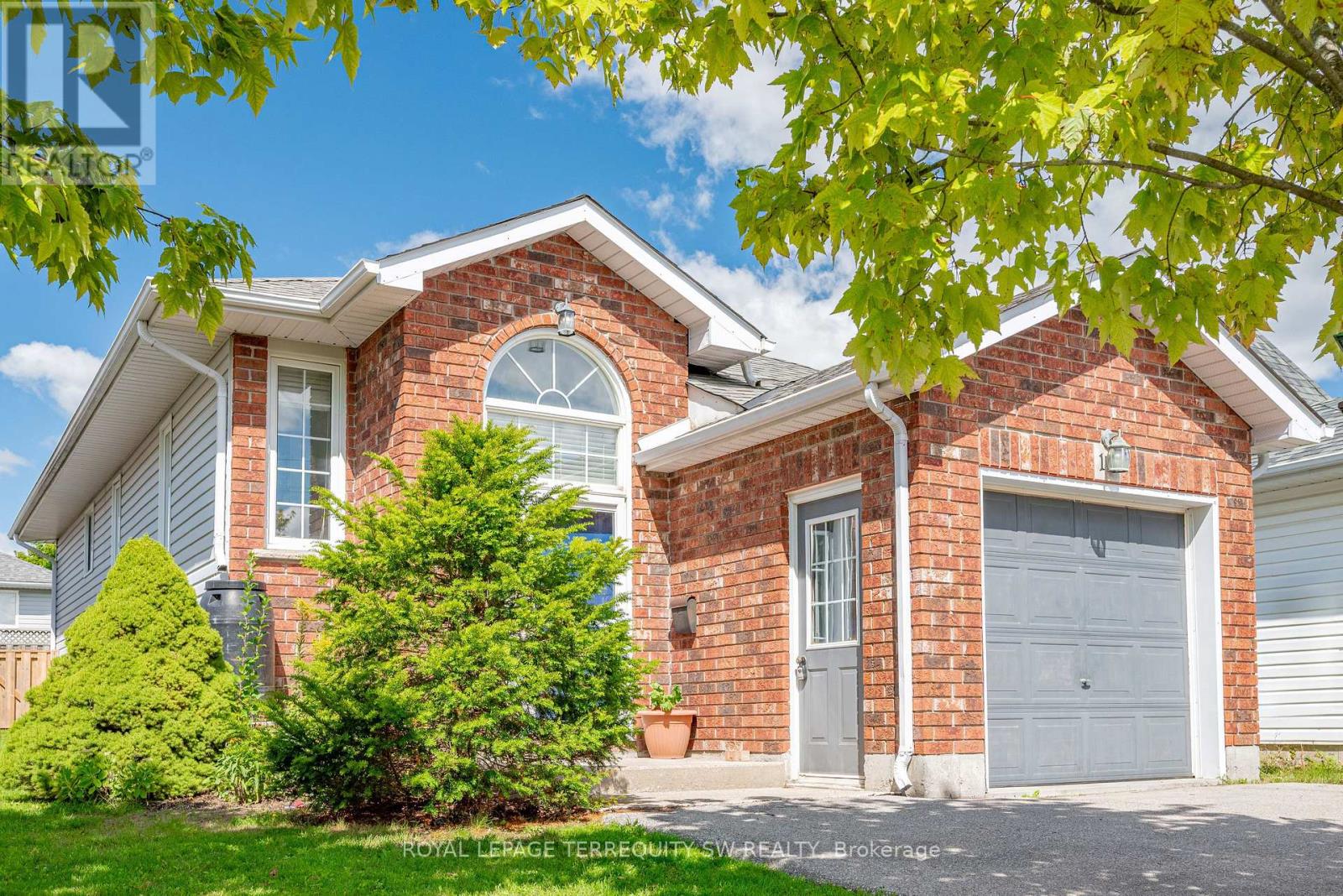 19 Laurent Blvd, Kawartha Lakes, ON K9V 6G3