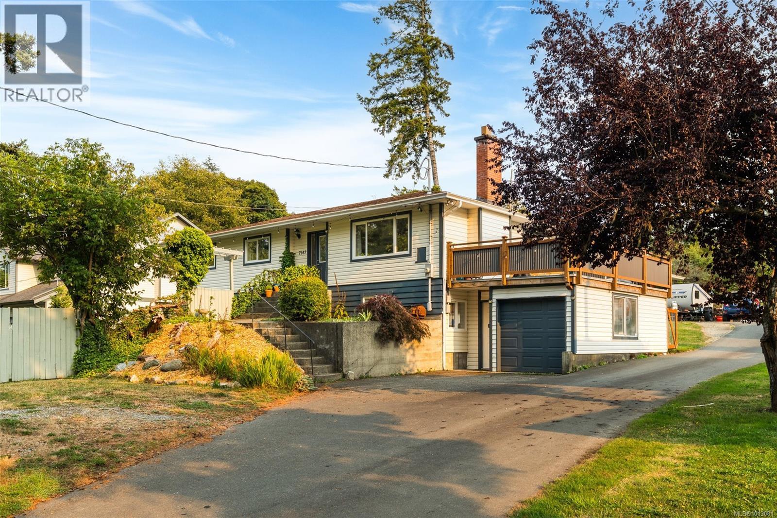7147 Wright Rd, Sooke, BC V9Z 0S5